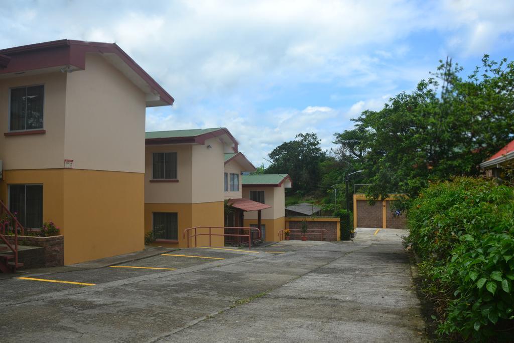 Hotel La Villa Quesada  外观 照片
