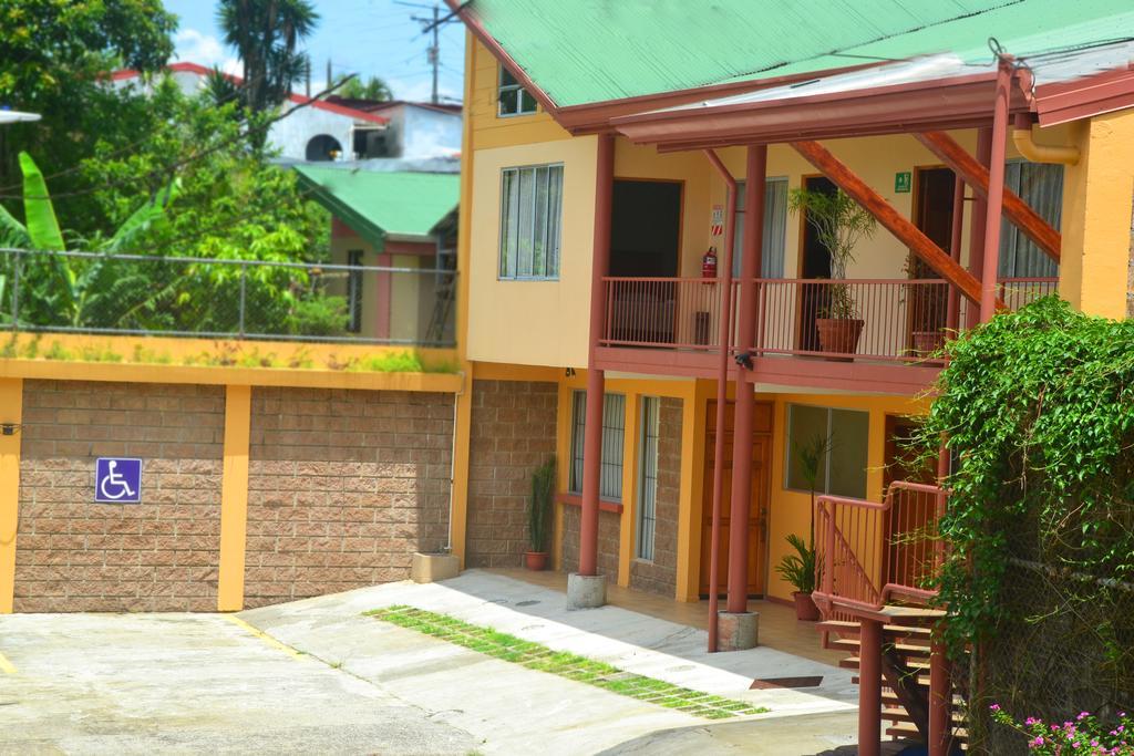 Hotel La Villa Quesada  外观 照片