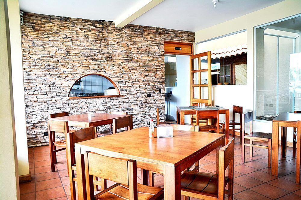 Hotel La Villa Quesada  外观 照片