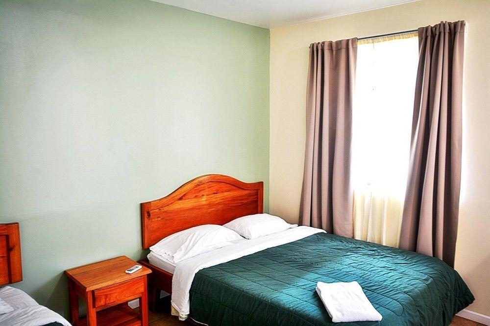 Hotel La Villa Quesada  外观 照片