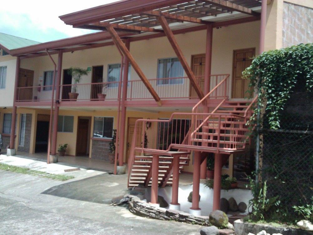 Hotel La Villa Quesada  外观 照片
