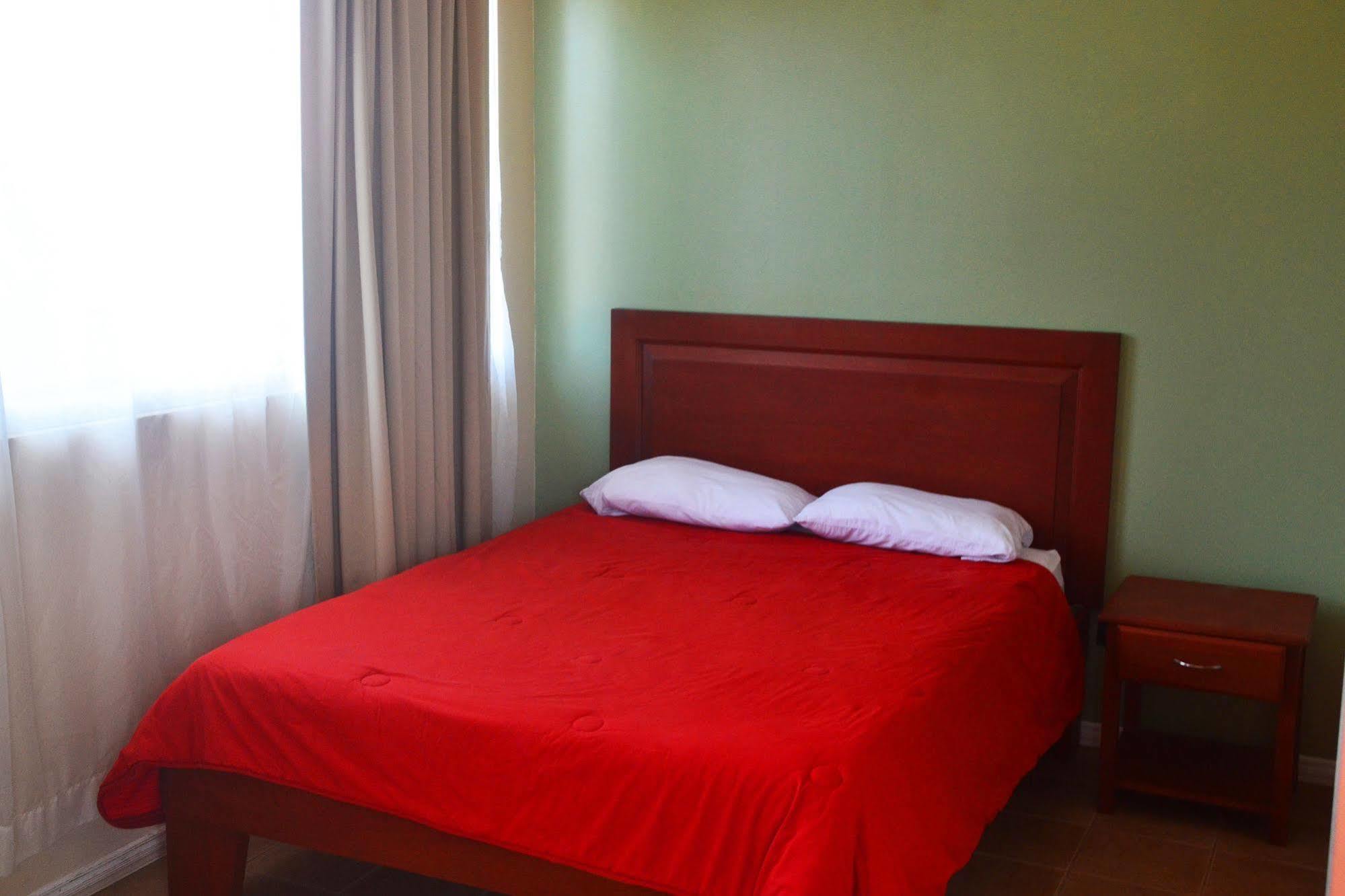 Hotel La Villa Quesada  外观 照片