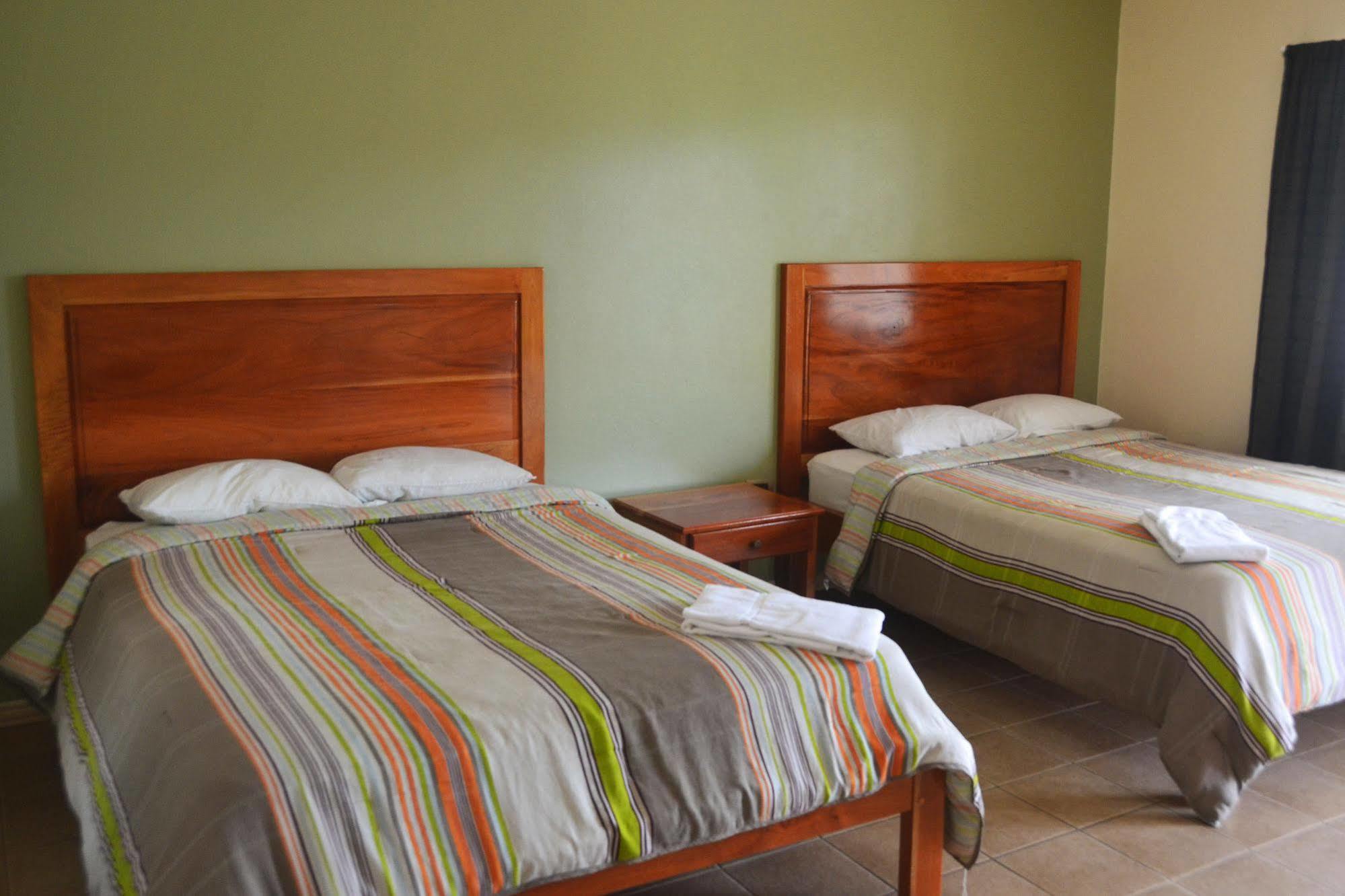 Hotel La Villa Quesada  外观 照片