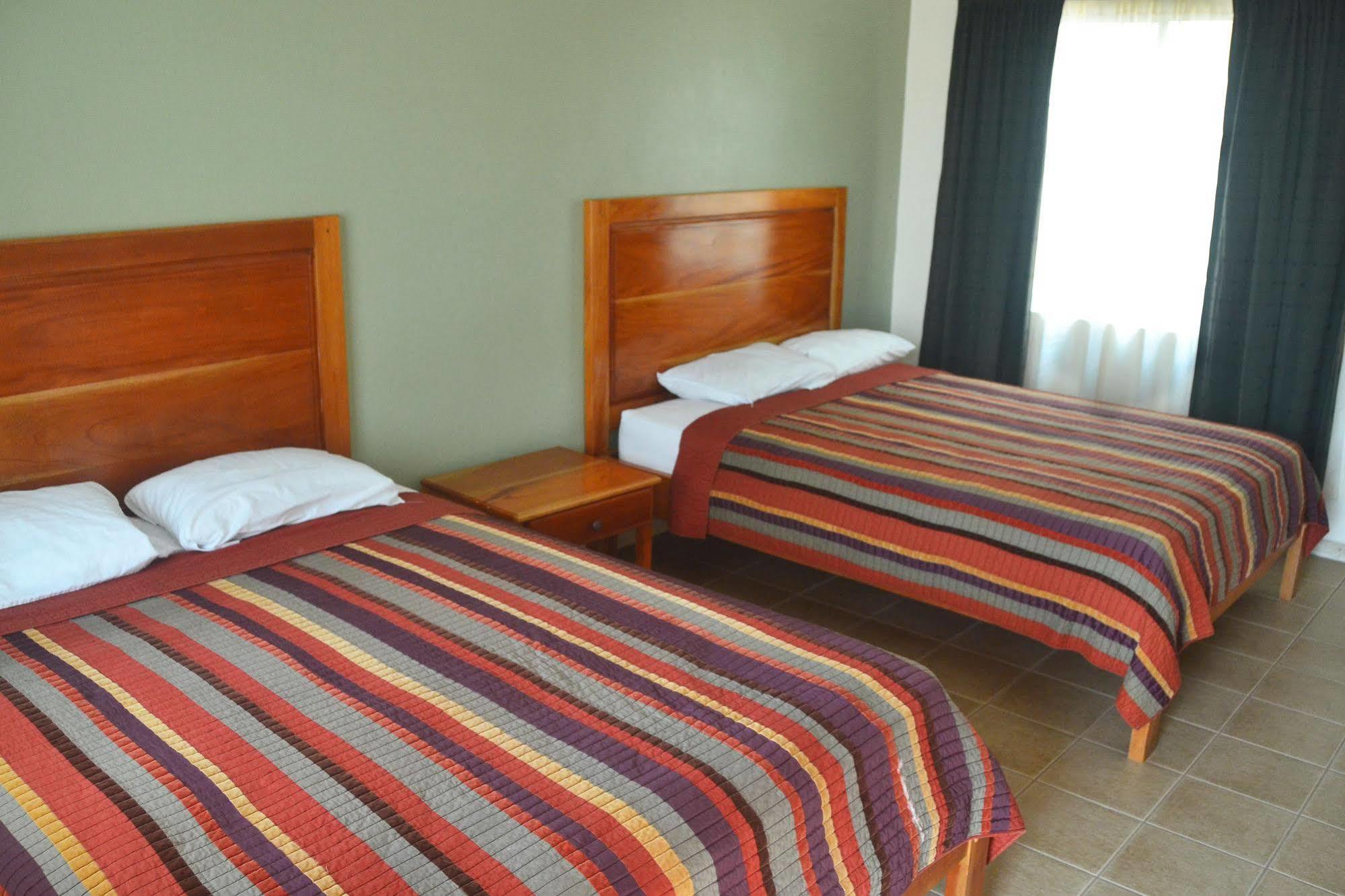 Hotel La Villa Quesada  外观 照片